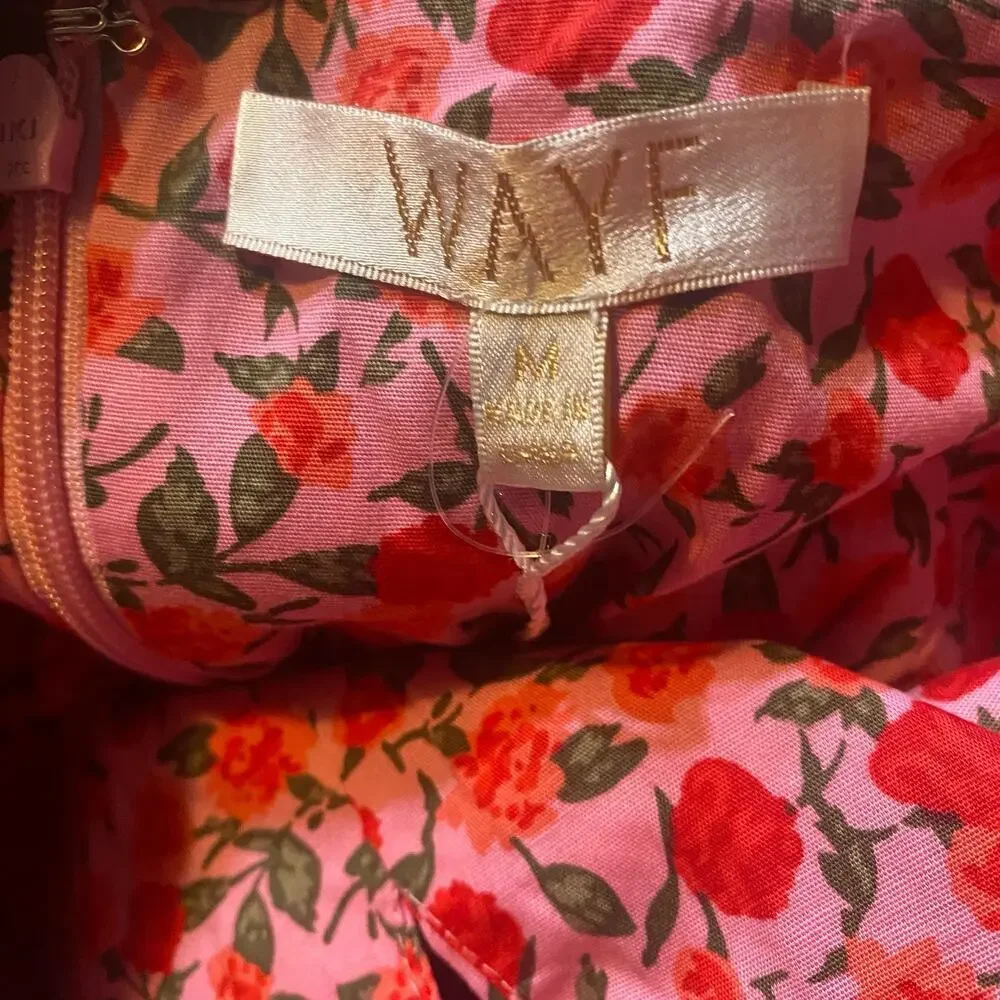 WAYF -Red Mini Roses size Medium - Picture 4 of 5